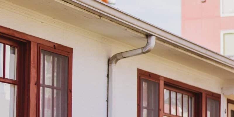 waterproofing in cape town: An image of a house with gutter problems